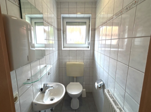 21_Zi 1.OG Gäste-WC-1_Groß (IMG_0904_hell)