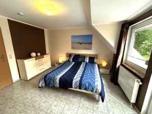 9_Zi 1.OG Schlafzimmer-1_Groß (IMG_0898_hell)